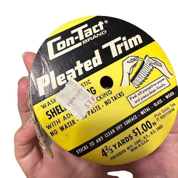 Vintage 70s Orange and Green Floral Shelf Edging - stick on - Picture 5 of 9